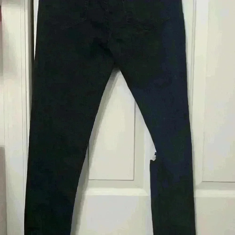 Free People Distressed Black Skinny Jeans Size 26 - Picture 3 of 5